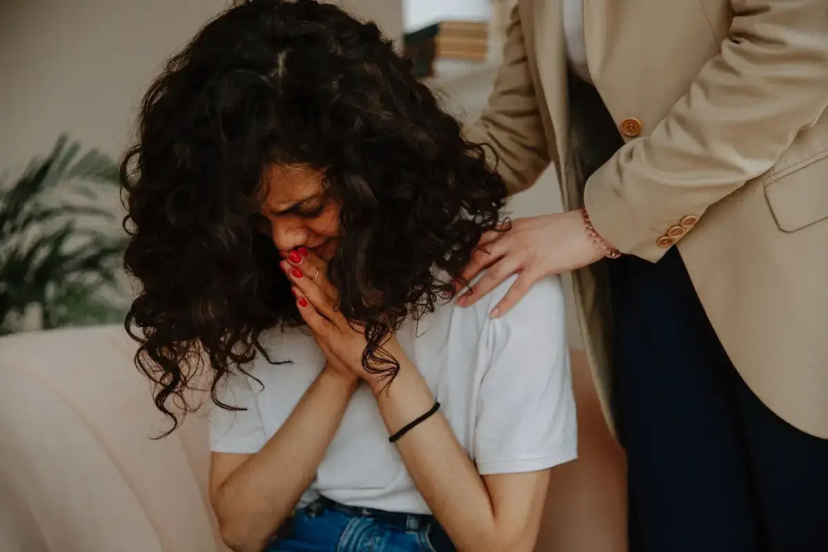 Grief Counseling vs Grief Coaching